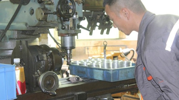 機械設備零件加工找哪家更好？就找長鴻精密
